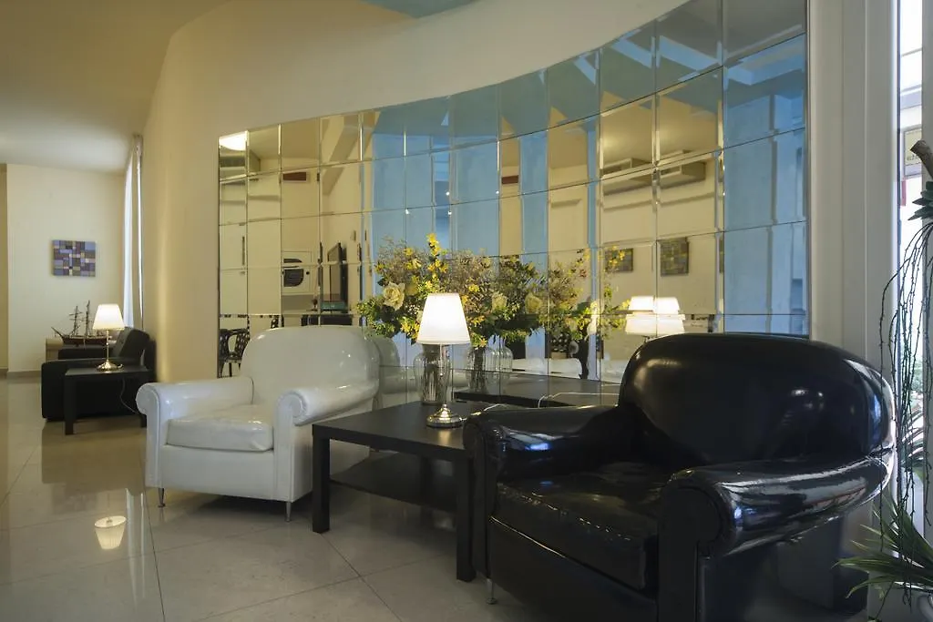 רימיני Hotel Ricchi