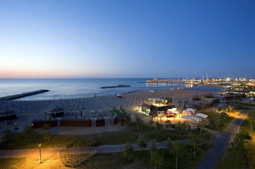 ***  רימיני Hotel Ricchi איטליה