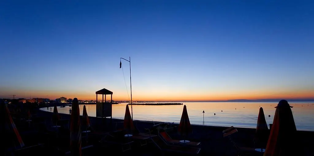 ***  Hotel Ricchi Rimini Italy