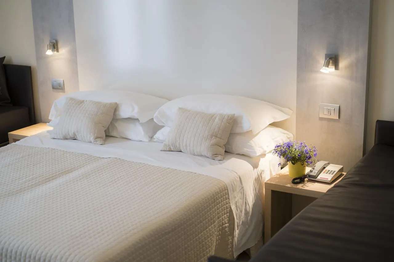 Hotel Ricchi Rimini 3*,  Italy